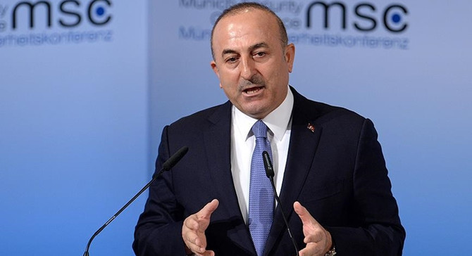 'YPG ile DEAŞ birbirinden silah alıyor, satıyor'