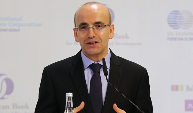 Şimşek: Tek belirsizlik olarak referandum kaldı