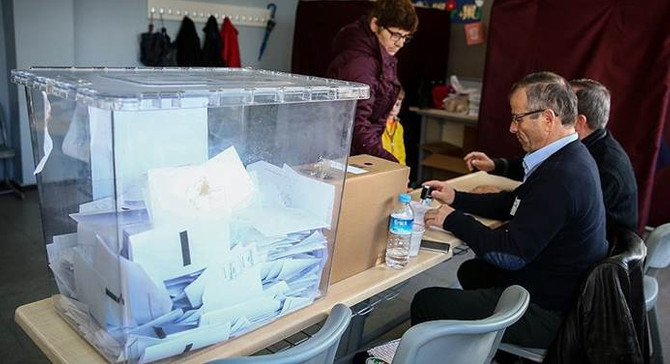 Bulgaristan’daki erken seçim süreci başladı