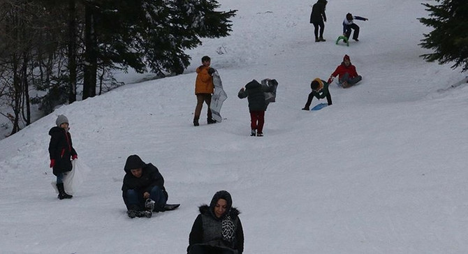Kartalkaya ve Abant'ta yoğunluk devam ediyor