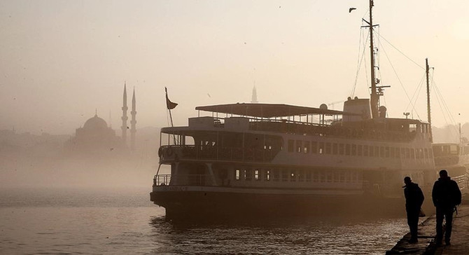İstanbul'da ulaşıma sis engeli