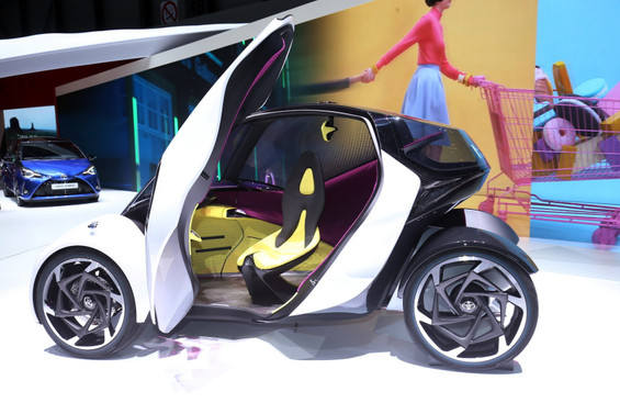 Toyota pedalsız otomobilini tanıttı