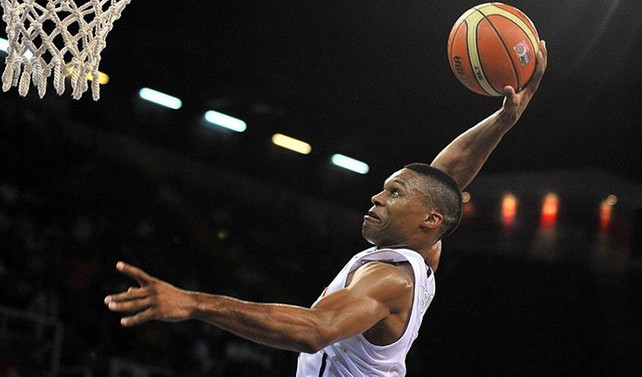 Westbrook, efsane ismi geride bıraktı