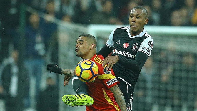Marcelo'nun sol kalça kasında yırtık tespit edildi