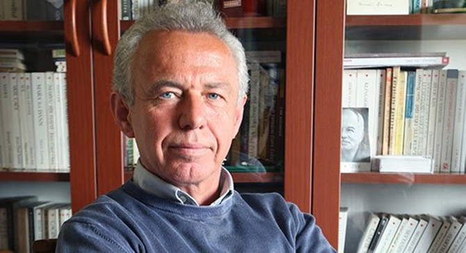 Bursa Kitap Fuarı’nın onur konuğu Cemil Kavukçu