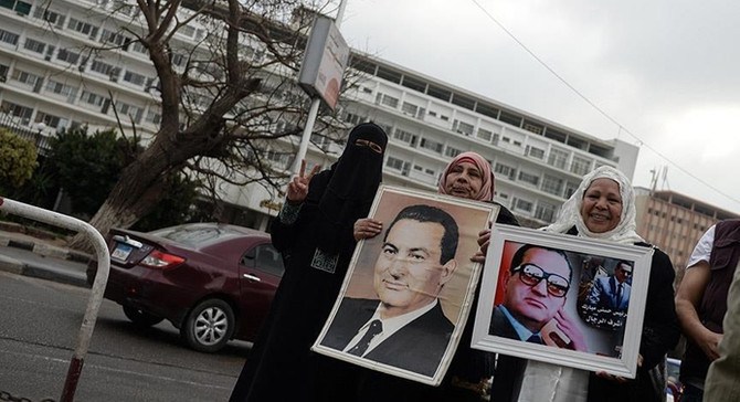 Mısır'ın devrik lideri Mübarek beraat etti