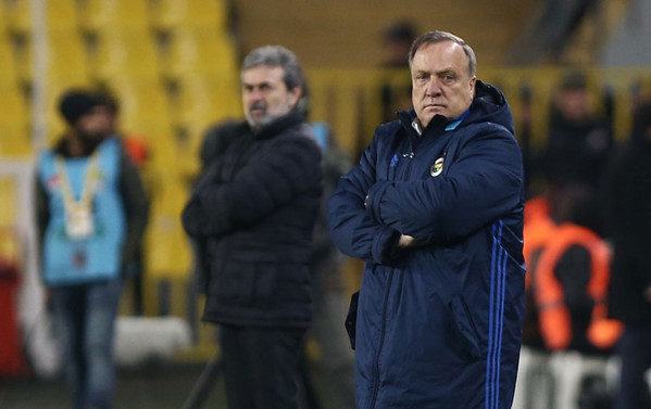 Fenerbahçe'den 'Advocaat' kararı