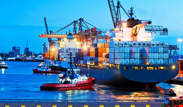 Dış ticaret açığı 3,7 milyar dolar