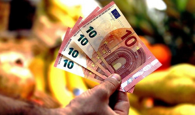 Euro Bölgesi enflasyonu beklentilerin üzerinde geriledi