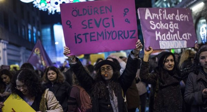 Taksim'de 8 Mart yürüyüşü