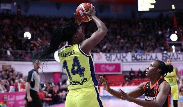 Fenerbahçe finalde
