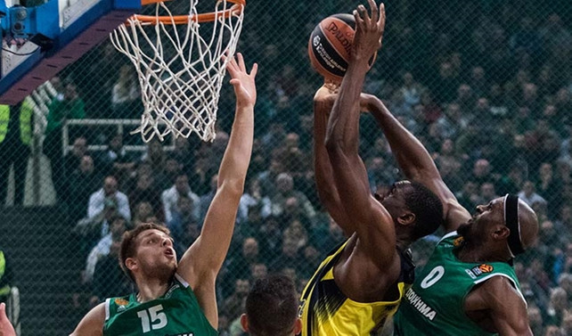 Fenerbahçe'den tarihi galibiyet