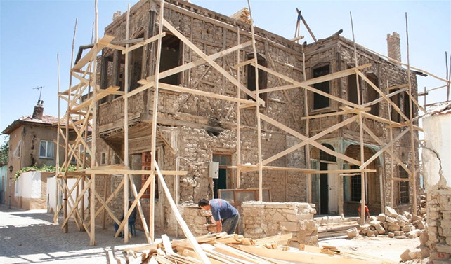 TOKİ'nin restorasyon kredisi için yarın son gün