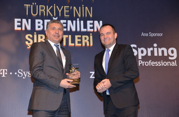 Otomotiv sektörünün en beğenileni ödülünü aldı
