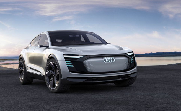 Audi geleceğin spor otomobili e-tron Sportback’i tanıttı