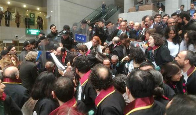 Çağlayan'da avukatlara müdahale