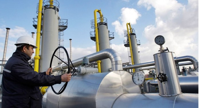 Rusya'nın petrol ve doğalgaz üretimi arttı