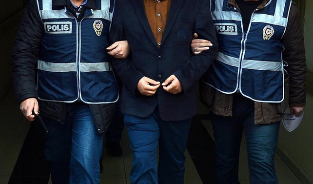 Bazı inşaat şirketi sahiplerine FETÖ operasyonu