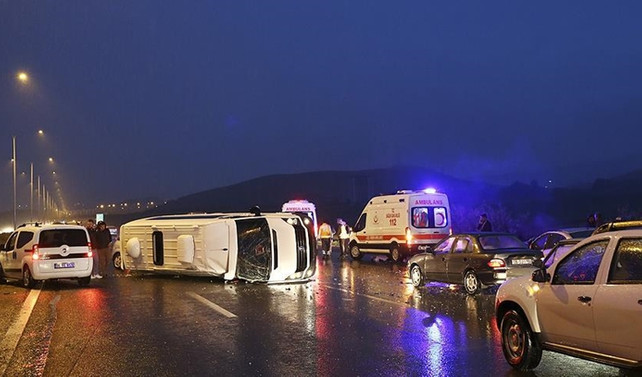 Başkentte zincirleme trafik kazası: 7 yaralı