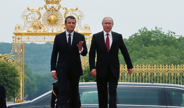 Macron ile Putin görüştü