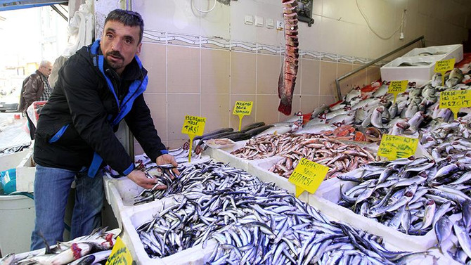 Ramazan balık fiyatlarını yüzde 50 düşürdü