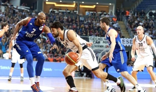 Beşiktaş seride öne geçti
