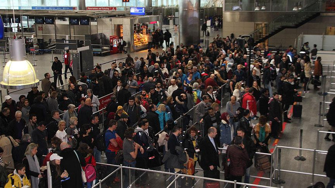 Antalya'ya hava yoluyla gelen ziyaretçi sayısı artıyor