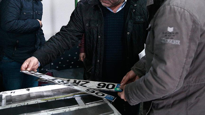 Standart dışı plakalara ceza yağdı