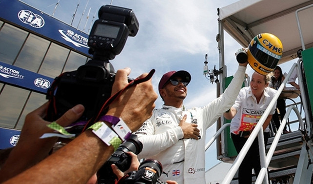 Kanada'da pole pozisyonu Hamilton'ın