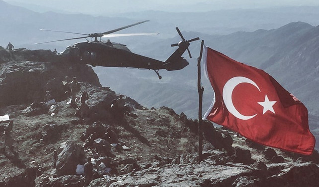 Diyarbakır'da 10 bin personelin katılımıyla operasyon
