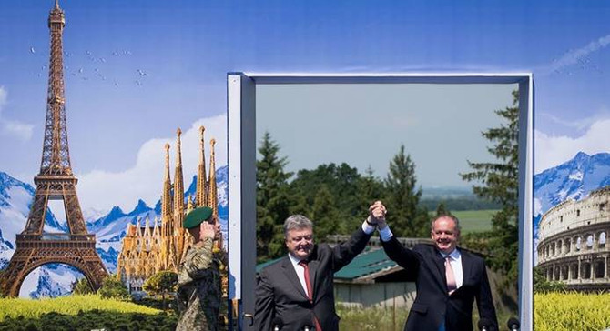 Poroşenko AB'nin kapısını açtı