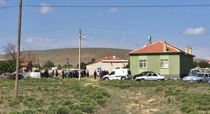 Cinnet getiren zanlı 5 kişiyi öldürdü