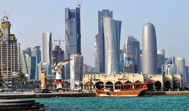 Fitch, Katar'ın notunu izlemeye aldı