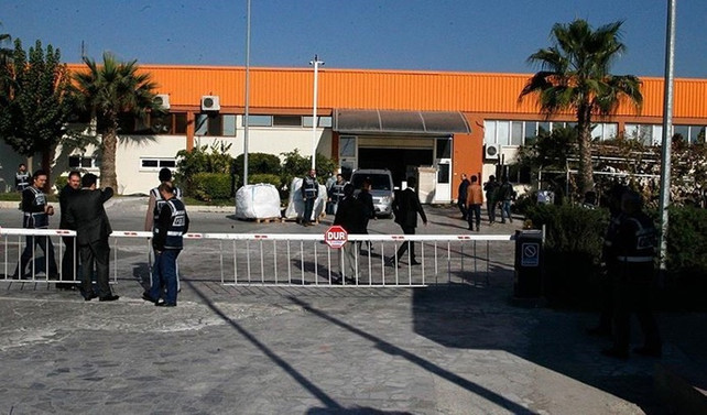 FETÖ soruşturmasında Kaynak Holding'de 34 tutuklama
