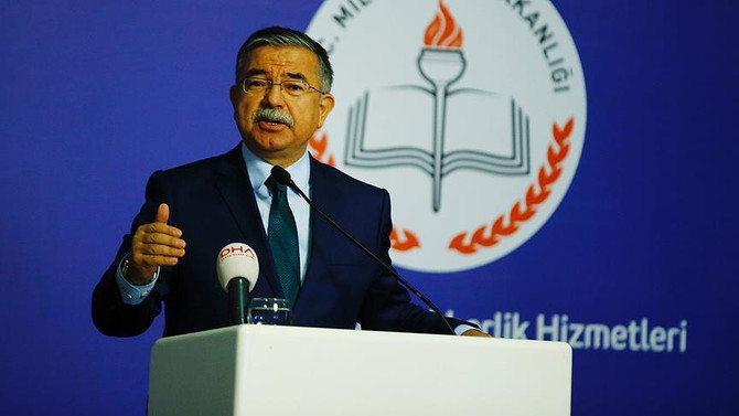 Yılmaz'dan 'yeni müfredat' açıklaması