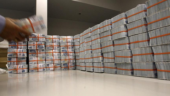 Bankacılık sektörünün kredi hacmi arttı