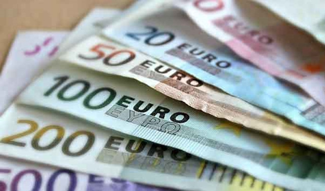 AB'de 100 euroluk ürün Türkiye'de 60 euro