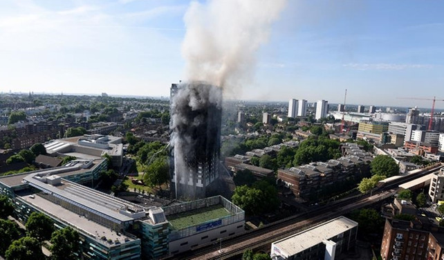 Londra'daki yangında ölenlerin sayısı 30'a yükseldi