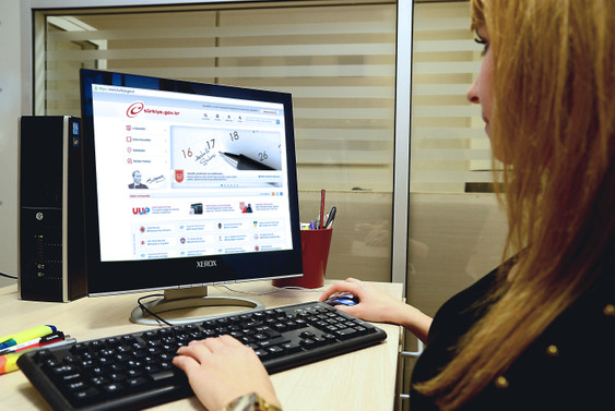 e-imza turizmin rüzgarıyla yüzde 9.1 büyüdü