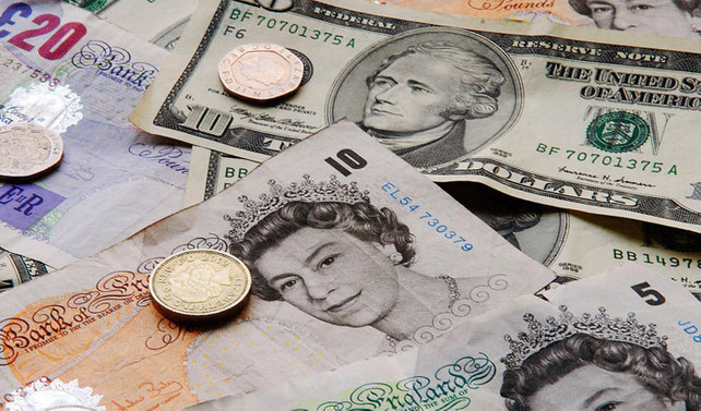 Kraliçe Elizabeth, sterlini toparladı