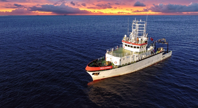 R/V TÜBİTAK Marmara Araştırma gemisi 3 denizi dolaştı