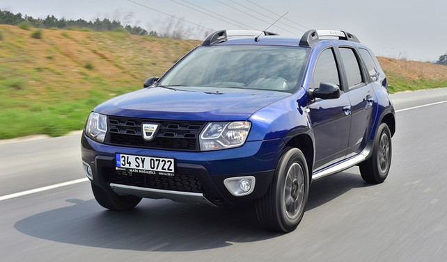 Dacia Türkiye'de 300 bininci otomobilini teslim etti