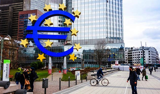 Euro Bölgesinde imalat PMI 6 yılın zirvesinde
