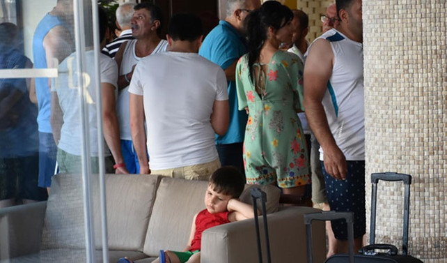 Otel iflas mesajı attı, tatilciler mağdur oldu