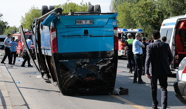 Başkentte trafik kazası: 16 yaralı