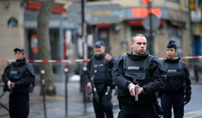 Paris'te güvenlik alarmı