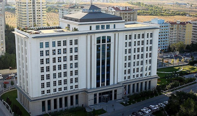 AK Parti MKYK toplantısı sona erdi