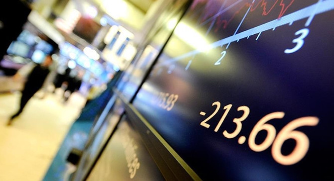 Enflasyon verisi doları 3.50'nin altına çekti