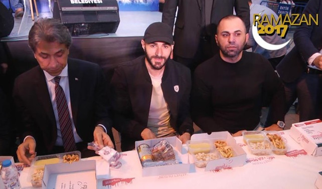Benzema, Fatih'teki sokak iftarında