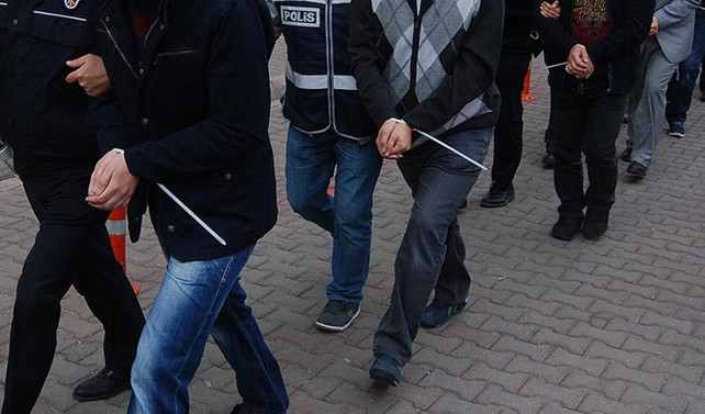 Çok sayıda ilde FETÖ operasyonu: 200'e yakın gözaltı